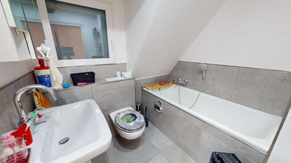 Immobilie in Attendorn - VR IMMO: Gepflegte Doppelhaushälfte in guter Lage - Bild 2