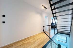 🏡 luxuriöse & neuwertige Doppelhaushälfte mit hochfertiger Ausstattung & einzigartigem Design – Die vollständige Adresse der Immobilie erhältst du vom Anbieter., 51647 Gummersbach – Vorschaubild 28