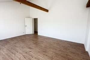 Erstbezug nach Sanierung -  3 Zimmer Altbauwohnung mit Deckenhöhe bis 4 m in Pempelfort – 40476 Pempelfort, Düsseldorf – Vorschaubild 8