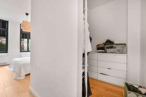 Altbau-Eleganz in der List | 12 m² Sonnenbalkon | 1. OG – Die vollständige Adresse der Immobilie erhältst du vom Anbieter., 30163 List, Hannover – Vorschaubild 16