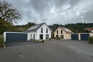 Qualität, die bleibt: Ihr neues Zuhause in Eppingen-MÜhlbach 🏗️