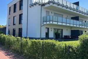Gartenparadies inklusive: Moderne und komfortable 4-Zimmer Wohnung mit Einbauküche – Wolfsburg – Vorschaubild 1