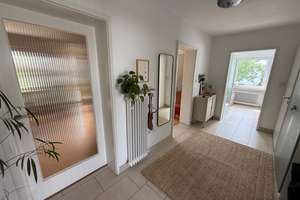 Sehr schönes Einfamilienhaus mit großem Garten – Willibaldstraße 16, 85055 Oberhaunstadt, Ingolstadt – Vorschaubild 3