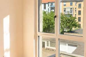 Hochwertige City-Wohnung in Saarbrücken-St. Johann 2.OG – Die vollständige Adresse der Immobilie erhältst du vom Anbieter., 66121 St. Johann, Saarbrücken – Vorschaubild 3