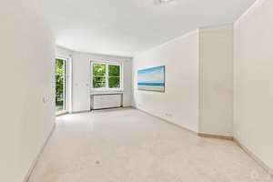 Wohnen auf zwei Ebenen mit Garten in München-Forstenried! – 81476 Forstenried, München – Vorschaubild 7