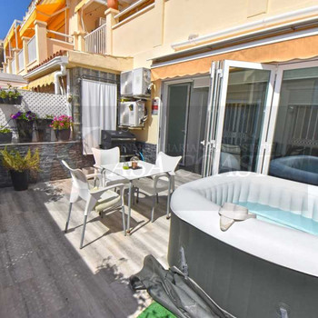 Wohnung zum Verkauf in Torrequebrada, Benalmádena Mit Garage und Abstellraum inklusive.