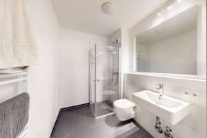 Vollständig möbliertes Apartment in Schwabing – Leopoldstraße 204, 80804 Neufreimann, München – Vorschaubild 7