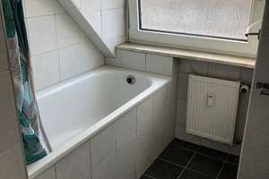 Gepflegte 2,5-Zimmer-Dachgeschosswohnung in Oberhausen-Styrum – Josefstr. 57, 46045 Styrum, Oberhausen – Vorschaubild 4
