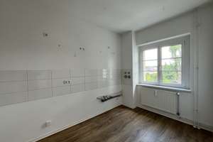 Perfekt für Studis | 2 Zimmer mit Balkon in Uni Nähe – Grünband 15, 9126 Bernsdorf, Chemnitz – Vorschaubild 5