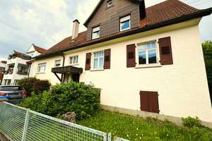 Gepflegtes Zweifamilienhaus mit großem Garten,Garage Pkw-Stellplatz in Schwaikheim zu verkaufen!! – Die vollständige Adresse der Immobilie erhältst du vom Anbieter., 71409 Schwaikheim – Vorschaubild 1