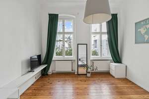 Historisches Pied-à-terre  im beliebten Schillerkiez