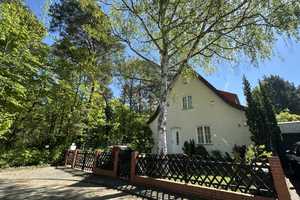 IDYLLISCH RUHIG & GRÜN IN NIKOLASSEE! Mit Garten, Terrasse, Wintergarten, Garage & Sauna! – Waldhauswinkel 8, 14129 Berlin – Vorschaubild 1