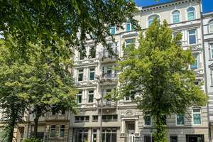 Kiel - Ravensberg - vermietete 4-Zimmer-ETW mit zwei Balkonen zwischen Universität und Schreventeich – Die vollständige Adresse der Immobilie erhältst du vom Anbieter., 24118 Ravensberg, Kiel – Vorschaubild 2