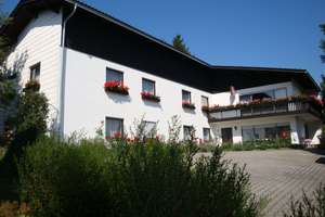 Zuhause mit viel Platz in Röhrnbach/ Großwiesen