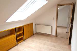 3-Zimmer-Wohnung mit EBK und großer sonniger Loggia im klimatisierten DG – Die vollständige Adresse der Immobilie erhältst du vom Anbieter., 69123 Wieblingen, Heidelberg – Vorschaubild 5