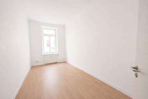 Frisch renoviert! - 3 Zimmer + Küche - Helle Erdgeschosswohnung mit Tageslichtbad – Hebelstraße 15, 4177 Altlindenau, Leipzig – Vorschaubild 4