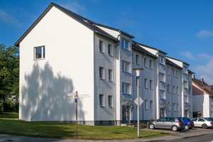 Stilvoll und ruhig: 1-Zimmer-Wohnung mit ebenerdiger Dusche und Loggia – Königsberger Str. 43, 38440 Wolfsburg – Vorschaubild 2