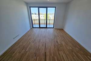 Wohnen im Denkmal - 2 Zimmer, Balkon, Parkett, modernes Bad mit Dusche, Stellplatz, optional EBK