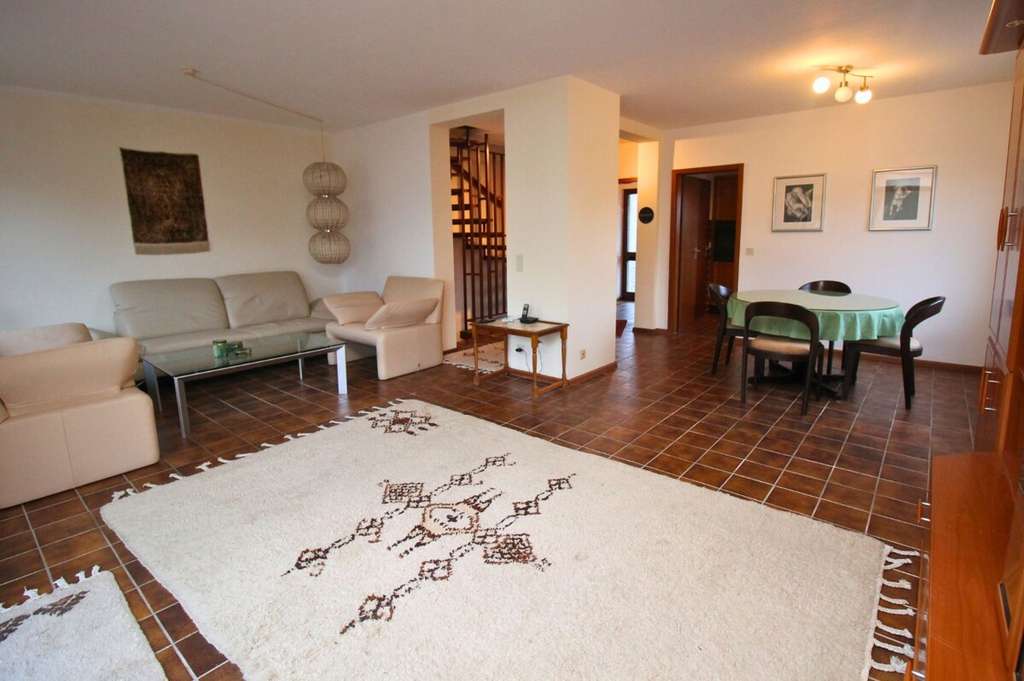 Immobilie in Heuchelheim bei Frankenthal - ++Wohlfühlhaus mit Garage sucht neue Familie++ - Bild 0