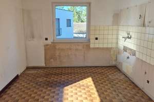 Großzügige 4-Zimmerwohnung mit Balkon in begehrter Wohnlage von Bonn-Röttgen! – Die vollständige Adresse der Immobilie erhältst du vom Anbieter., 53125 Röttgen, Bonn – Vorschaubild 7