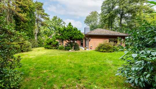 Bild von Gepflegter Bungalow auf traumhaftem Grundstück in begehrter Lage