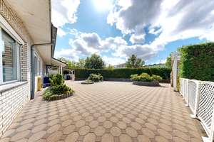 Property thumbnail 12