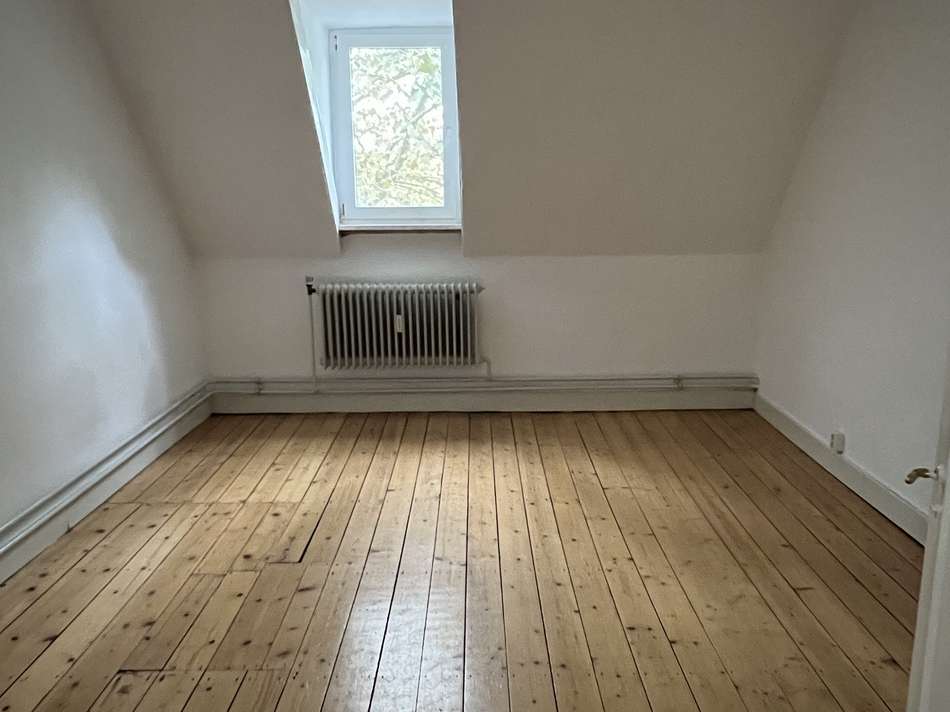 Schlafzimmer ca. 16qm DG 