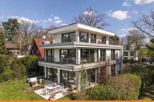 Exklusive Villa mit modernster Technik und großzügigem Raumangebot – Die vollständige Adresse der Immobilie erhältst du vom Anbieter., 14532 Kleinmachnow – Vorschaubild 1