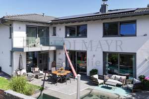 VERKAUF: Traumhaus in ruhiger Lage – Pool, Sauna & Whirlpool inklusive! – Die vollständige Adresse der Immobilie erhältst du vom Anbieter., 82205 Gilching – Vorschaubild 34