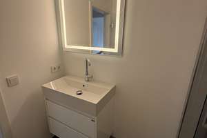Renditestarke Zwei-Zimmerwohnung Köln-Ehrenfeld mit Garage zu verkaufen – Overbeckstraße 23-25, 50823 Neuehrenfeld, Köln – Vorschaubild 8
