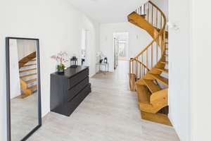 WUNDERBAR GROSSZÜGIG - MODERNES HAUS MIT WÄRMEPUMPE - BESTLAGE BN-ROLEBER – Die vollständige Adresse der Immobilie erhältst du vom Anbieter., 53229 Holzlar, Bonn – Vorschaubild 9