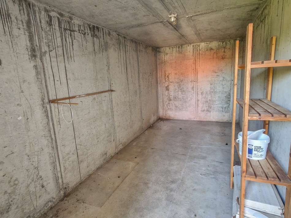 Kellerraum unter der Garage
