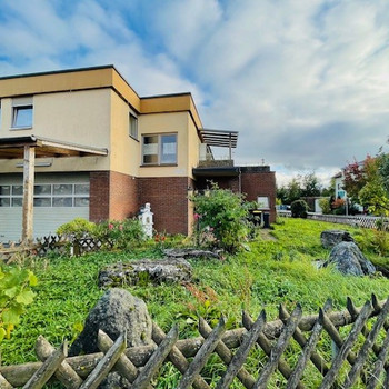 Attraktives Wohn- und Gewerbeobjekt mit drei Wohnungen & Produktionsflächen