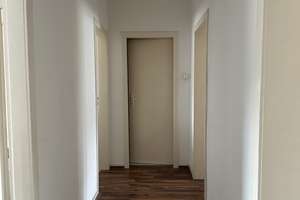 Helle & Freundliche 3-Zimmer-Wohnung im 4. OG zu vermieten ab 01.10.2025 – Vaalser Str. 57, 52074 Westpark, Aachen – Vorschaubild 3