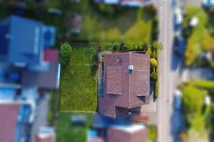 Wohnen, Arbeiten, Vermieten: Vielseitiges Zweifamilienhaus mit Garten und Garage – Die vollständige Adresse der Immobilie erhältst du vom Anbieter., 72658 Bempflingen – Vorschaubild 8