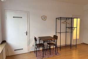 Möblierte 1-Zimmer Wohnung am Kirchplatz (Mietpreis inklusive aller Nebenkosten + WLAN) – Kirchfeldstr. 69, 40217 Friedrichstadt, Düsseldorf – Vorschaubild 4