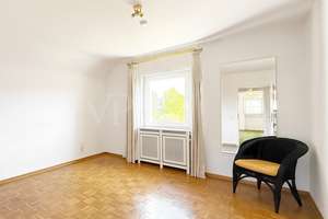 VON POLL BAD HOMBURG: Freistehendes Einfamilienhaus in bester Wohnlage Nähe Tannenwald – Die vollständige Adresse der Immobilie erhältst du vom Anbieter., 61348 Bad Homburg vor der Höhe – Vorschaubild 13