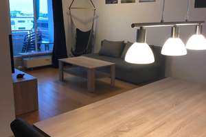 Möblierte 2-Zimmer Wohnung mit Balkon im 4. OG in Obersendling