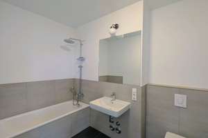 Exklusive 3 Zimmer Wohnung - 3 Bedroom Apartment with Kitchen , 2 Baths and Balcony New built – Heiner-müller-strasse 13, 10318 Karlshorst, Berlin – Vorschaubild 4