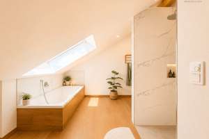 Großzügige 4-Zimmer-Maisonettewohnung mit Garten in begehrter Lage von Ingolstadt – Die vollständige Adresse der Immobilie erhältst du vom Anbieter., 85055 Mailing, Ingolstadt – Vorschaubild 5