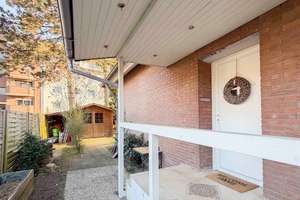Freistehendes Einfamilienhaus in ruhiger Lage von Köln-Dellbrück mit großzügigem Garten und flexible – Die vollständige Adresse der Immobilie erhältst du vom Anbieter., 51067 Holweide, Köln – Vorschaubild 2
