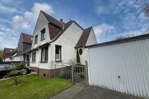 CHARMANTES REIHENENDHAUS MIT GARTEN UND GARAGE IM SCHIEVENVIERTEL IN GELSENKIRCHEN-ERLE! – Die vollständige Adresse der Immobilie erhältst du vom Anbieter., 45891 Erle, Gelsenkirchen – Vorschaubild 2