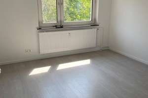 Großzügig geschnittene Wohnung in Ronsdorf! Wir renovieren ALLES! – Nibelungenstraße 78, 42369 Ronsdorf, Wuppertal – Vorschaubild 6