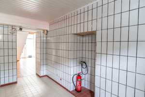 Einzigartiges Anwesen - großzügiges Wohn- & Geschäftshaus in Hellenthal. *provisionsfrei* – Reifferscheider Str. 14, 53940 Euskirchen (Kreis) – Vorschaubild 14