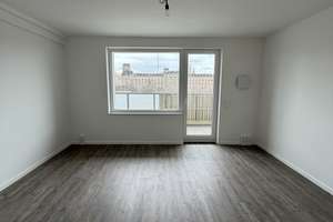 2-Raum-Wohnung im Erstbezug mit Blick zur Altstadt: Einbauküche und Balkon – Grunaer Straße 5, 1069 Pirnaische Vorstadt, Dresden – Vorschaubild 2