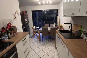 Vollmöblierte 3-Zimmer-Wohnung mit Terrasse und Garage in Lindenthal – befristete Untervermietung – Die vollständige Adresse der Immobilie erhältst du vom Anbieter., 50931 Lindenthal (Ortsteil), Köln – Vorschaubild 3