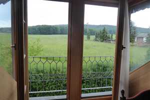 Haus in schöner Dorf- und Naturlage - für zwei Familien geeignet – Weißenburg-Gunzenhausen (Kreis) – Vorschaubild 1