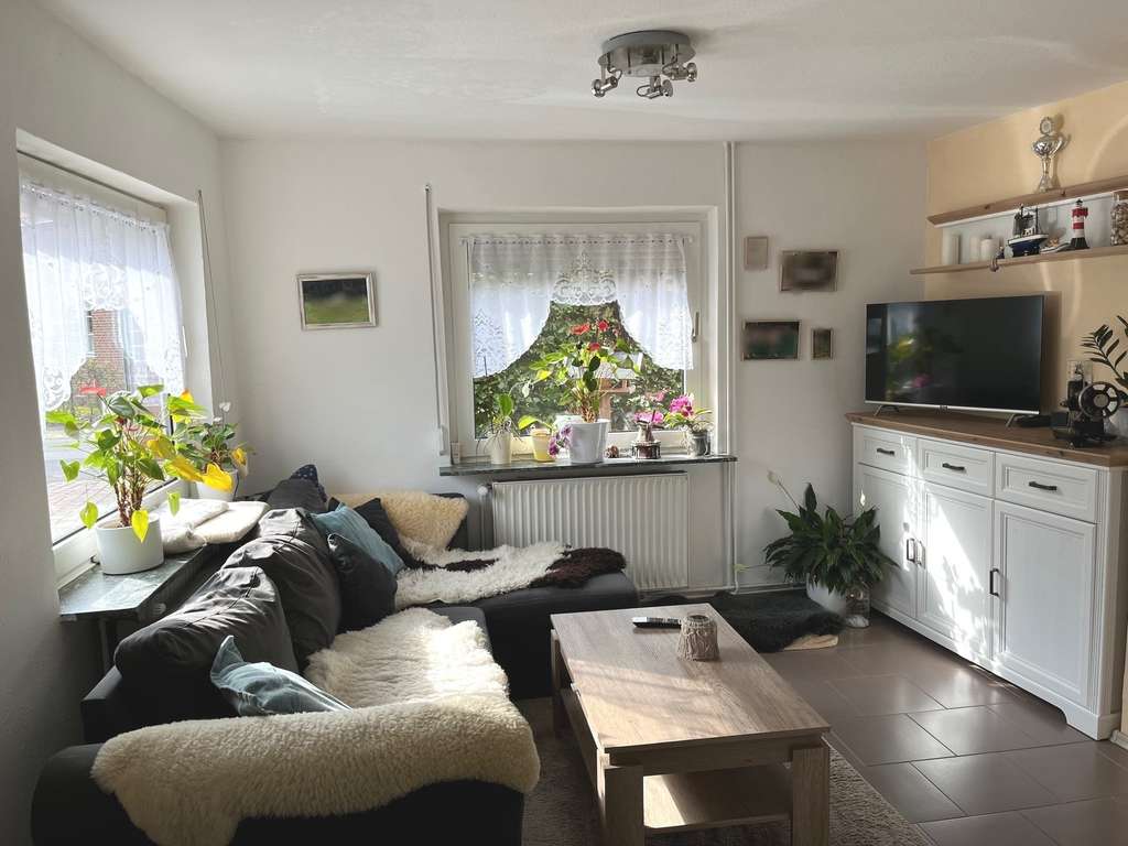 Immobilie in Ihlow - Gepflegtes Landhaus mit Nebengebäude in zentraler Wohnlage von Simonswolde - Bild 4