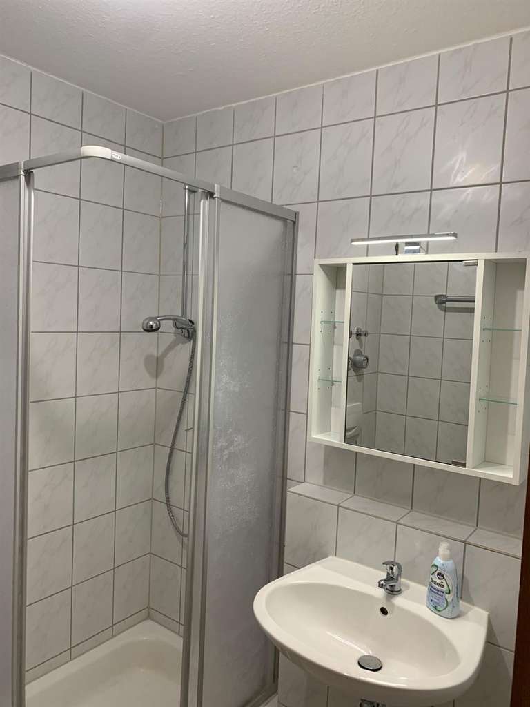 Immobilie in Nußloch - Helle 1-Zimmerwohnung in zentraler Verkehrslage von Nußloch... - Bild 3