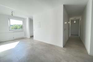 Ihr neues Zuhause * sonnige 3,5 Zi-Wohnung mit Balkon  & Pkw-Stellplatz – Die vollständige Adresse der Immobilie erhältst du vom Anbieter., 70195 Botnang-Nord, Stuttgart – Vorschaubild 2